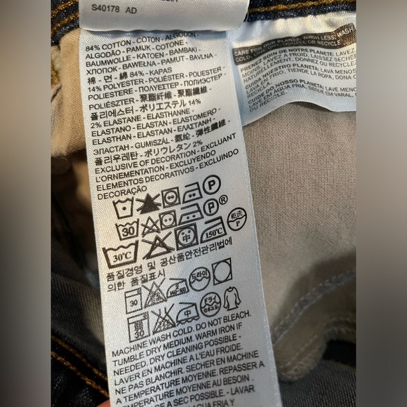 Levi’s Womens Perfectly Slimming 512 Straight Leg Dark Wash Denim Jeans Size 12 - Picture 9 of 13